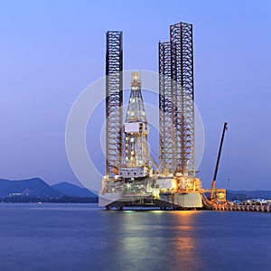 Jack up oil drilling rig in the shipyard for maintenance