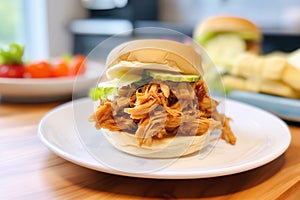 jackfruit vegan pulled pork substitute on bun