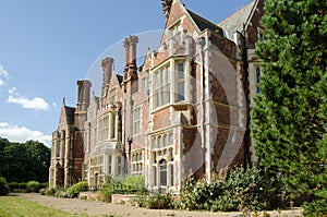 Jacobean style, Aldermaston Manor
