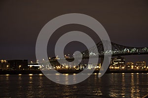 Jacques Cartier Bridge photo