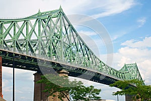 Jacques Cartier bridge photo