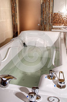 Jacuzzi Spa Bathtub