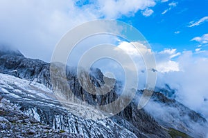 Jade dragon snow mountain