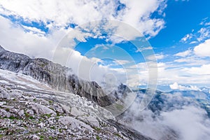 Jade dragon snow mountain