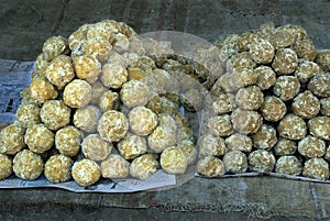 Jaggery balls