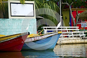 Jamaica, Negril, Black river, colorful boats