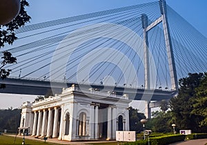 James Prinsep Monument with Vidyasagar Setu Bridge in background