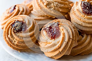 Jammie Dodgers Biscuits / Cookies Filled with Jam.