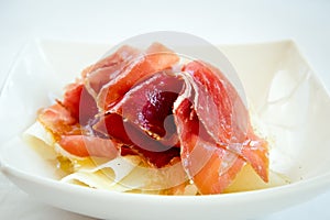 Jamon with melon .