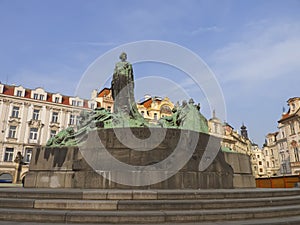 Jan Hus statue