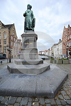 Jan Van Eyck statue