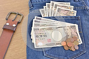 Japanese banknotes and coins