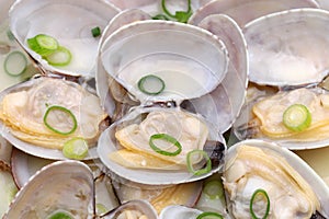 Japanese cuisine, boiled clams in butter