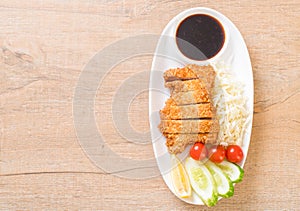 Japanese deep fried pork cutlet (tonkatsu set)