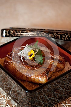 Japanese dishes - Char-grilled Whole Eel Rice photo