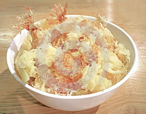Japanese food : tempura on rice