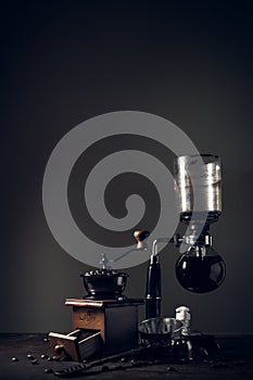 Japanese siphon coffee maker and coffee grinder