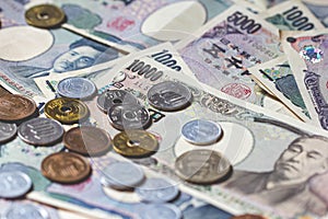 Japanese yen banknotes and coins