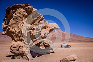 Jeep at Arbol de Piedra near Uyuni photo