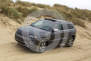 Jeep Grand Cherokee unbranded