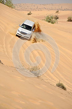 Jeep tour in the desert in Dubai