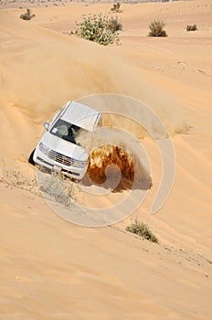 Jeep tour in the desert in Dubai