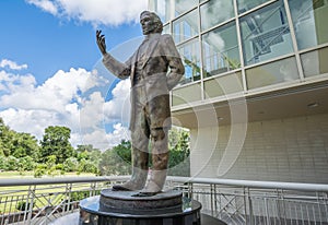Jefferson Davis Statue at Beauvoir.