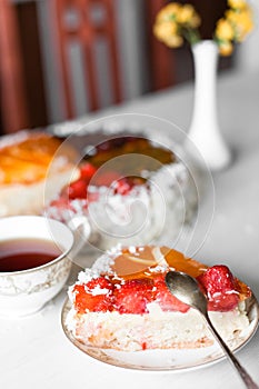 Jelly cake with tea