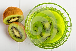 Jelly with kiwi flavor