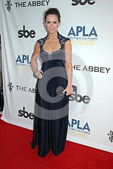 Jennifer Love Hewitt