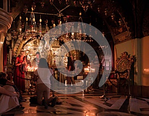 JERUSALEM - Juli 15: The Church of the Holy Sepulchre. place se