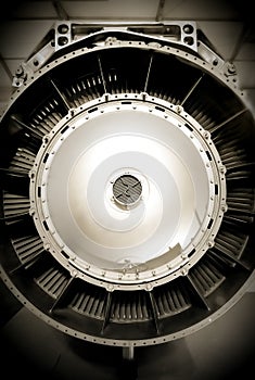 Jet engine