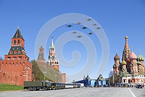 Jet fighters fly over Red square