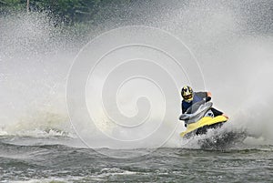 Jet ski