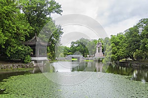 Jiangtian jinshan temple scenic area and pond