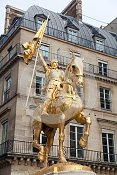 Joan of arc statue, Paris