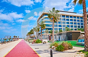 The jogging track on seaside promenade, Jumeirah beach, Dubai, UAE