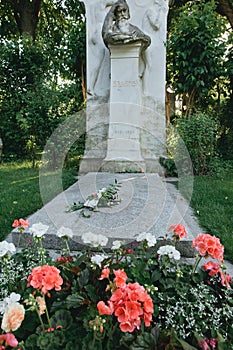 Johannes Brahmsâ€™ Grave in Vienna Central Cemetery