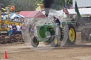John Deere 6030 Tractor pulling