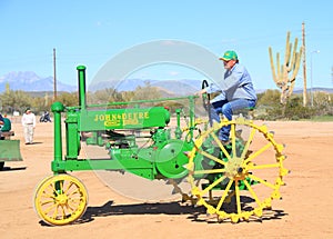 USA: Antique tractor - John Deere Model B (1935)