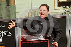 Jon Favreau, Mickey Rourke