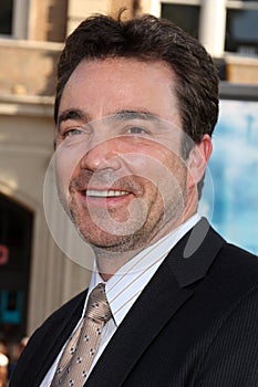Jon Tenney