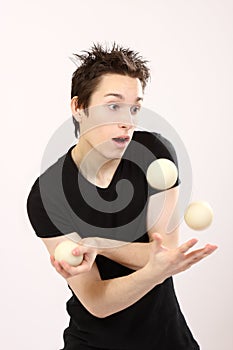 Žonglér chlapec 