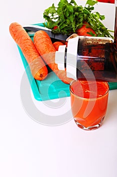 Juice extractor and carrot