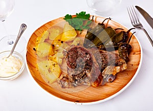 Juicy lamb leg rosted with vegetables