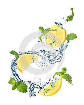 Juicy lemon, mint and splashing water