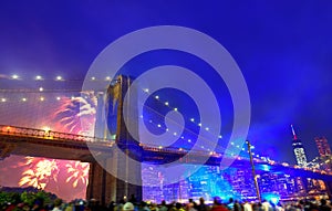 July 4th 2014 fireworks Brooklyn bridge Manhattan