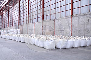 Jumbo bags of rice Is a rice storage system And easy to transport and count