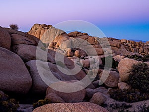 Jumbo Rocks after sunset n Joshua Tree National Park