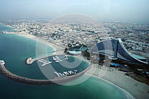 Jumeirah Beach Hotel, Dubai photo